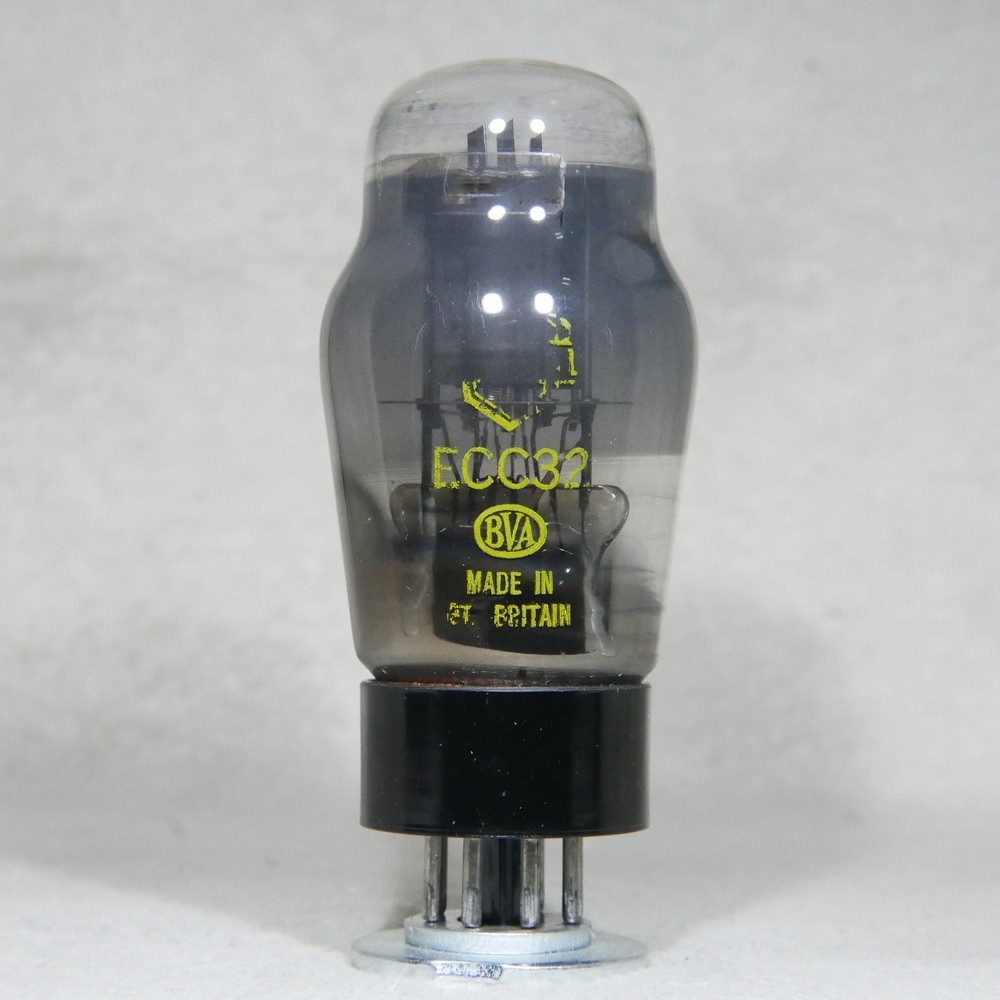 Mullard ECC32 Bottom D-Getter Smoke Glass Black Base Made in England