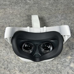 Meta Oculus Quest 2 128GB VR Headset W/ Controllers Tested & Working
