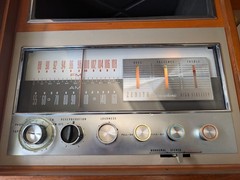 Mid Century Modern Zenith Stereo Console Record Player SFF2560W 1961 All-tube