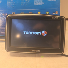 TomTom XXL 540 TM 5.0″ Portable GPS Navigator Lifetime Traffic Maps 4EP0.001.01