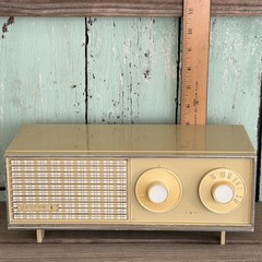 VTG Z1960S ZENITH B210 SOLID STATE AM RADIO YELLOW RETRO MID CENTURY WORKING