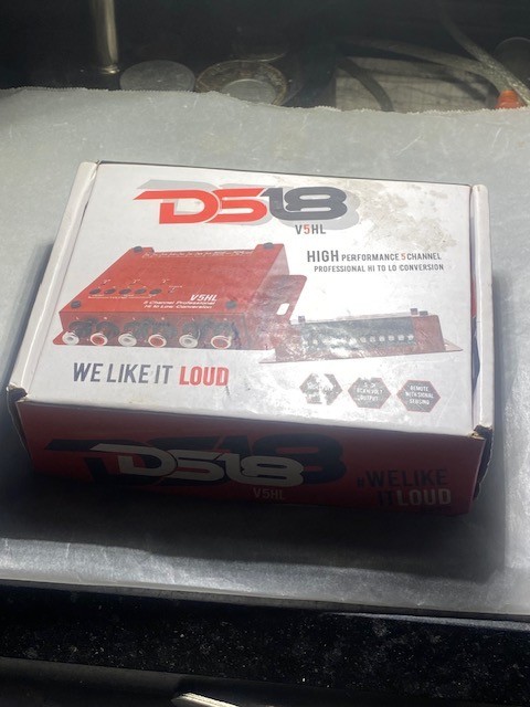 DS18 V2HL.V2 2-Channel Line Output Converter with Speaker Emulator (Remote out)
