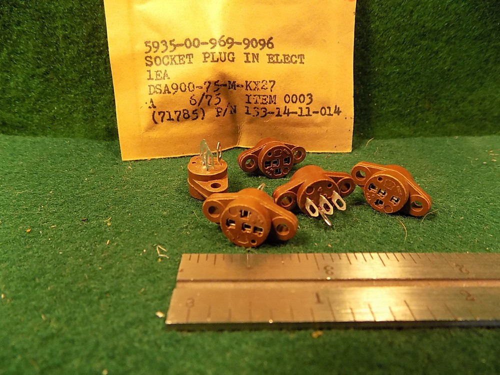 (5) Vintage CINCH Small Signal Transistor Sockets 2 Screw Hole Mount NOS USA