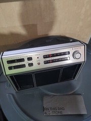 Zenith portable AM FM radio model RH 78Y, AC or battery, made in Taiwan