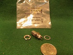 (1) Amphenol Twinax BNC Female Recep. # 31-2225 RG108A 50 Ohms NOS