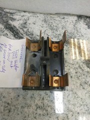 GENERAL Fuse Holder PULL OUT 60A 250V NO GROVE ON SIDE ( EH3