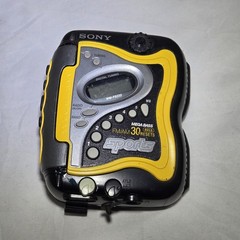 Sony Walkman Sports WM-FS220 cassette AM FM 90’s Vintage
