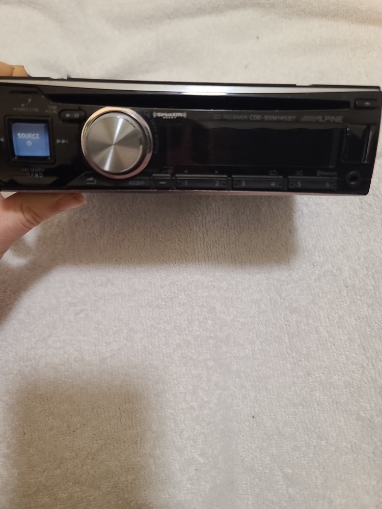 Alpine CDE-SXM145BT CD, AUX, USB Radio Receiver