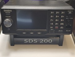 Custom Stand for Uniden SDS200 Scanner – Non-Slip – Durable Construction