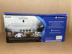 Sony PlayStation Virtual Reality VR Headset CUH-ZVR2 TESTED – READ DESCRIPTION