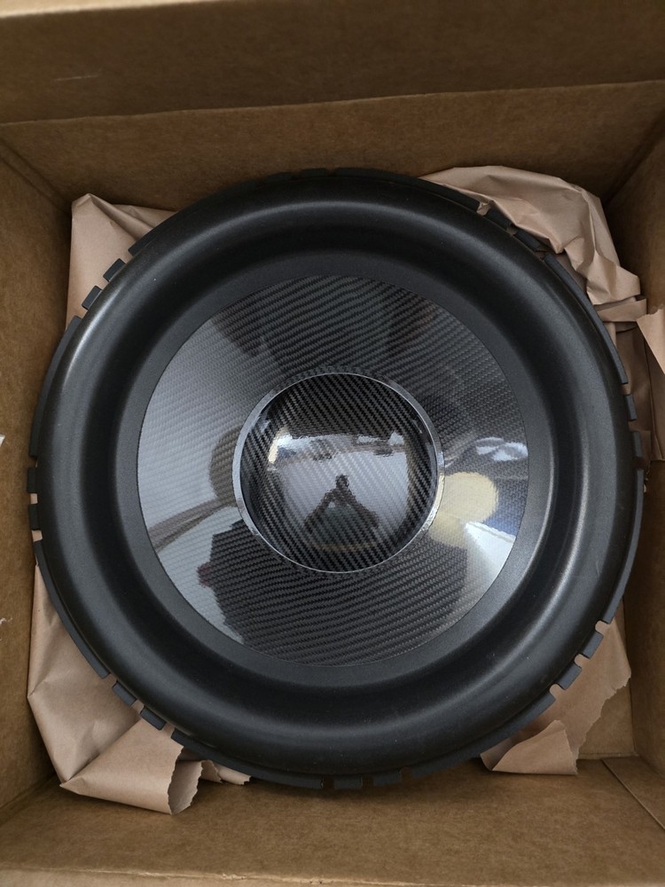 18″ Big roll Carbon Fiber Subwoofer Cone 3″ vcid Plus 7″ Carbon Fiber Dust Cap