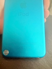 Apple iPod touch 5th Generation Silver/Black (16 GB)