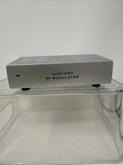 DYNEX WS-007 AUDIO VIDEO RF MODULATOR SIGNAL CONVERTER