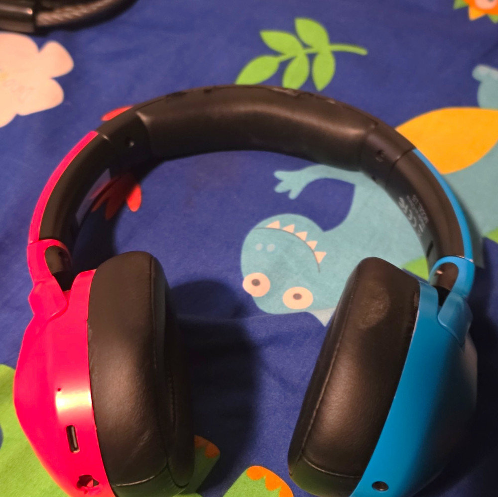 LETTON Galaxy Over-Ear Headband Headphones Blue/Red/Black 3.5mm Micro-USB
