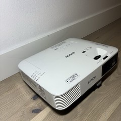 Epson PowerLite 2255U 3LCD Projector Wireless 5000 Lumens WUXGA Full HD