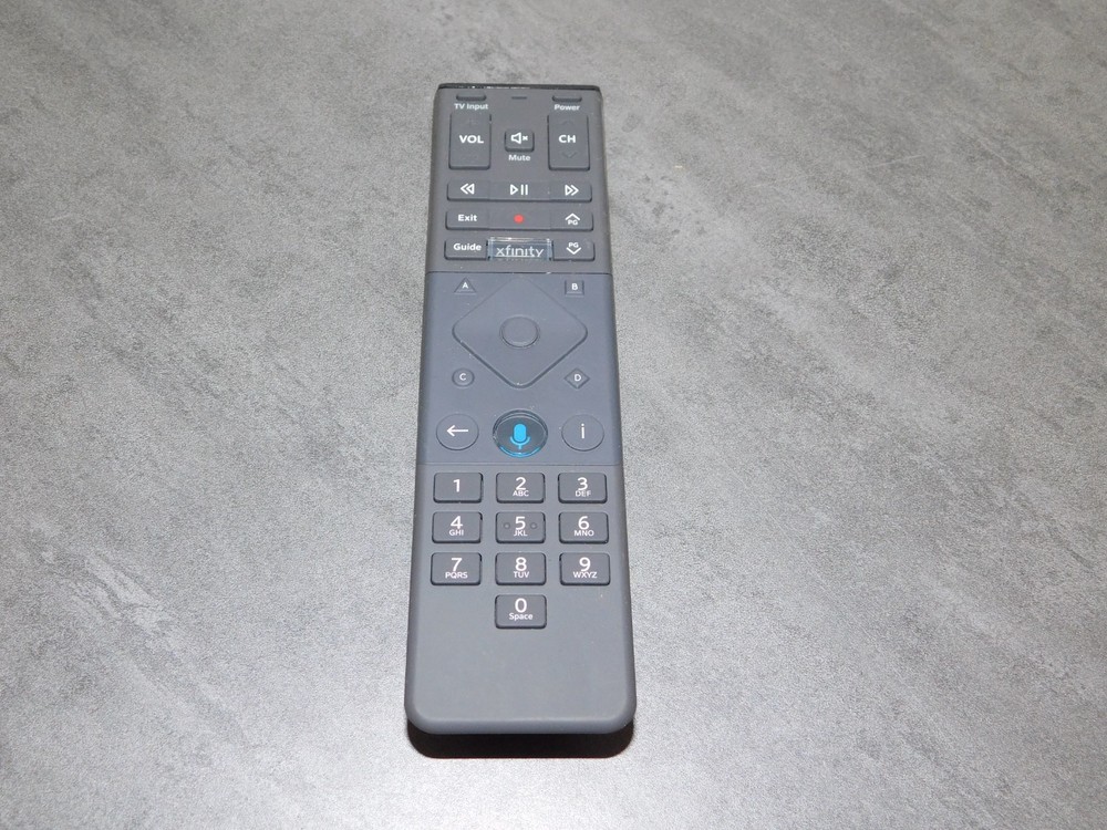 XR15 V2 UQ Wedge Gray Voice Remote Control X1 Comcast Xfinity – OEM – Works