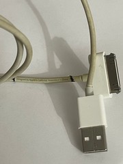 Original Apple USB Data Sync Cable Cord Charger F iPod iPad iPhone 1 2 3 4 Touch