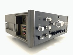 SANSUI AU 11000 RARE Integrated Stereo Amplifier 220W RMS Vintage 1975 Good Look