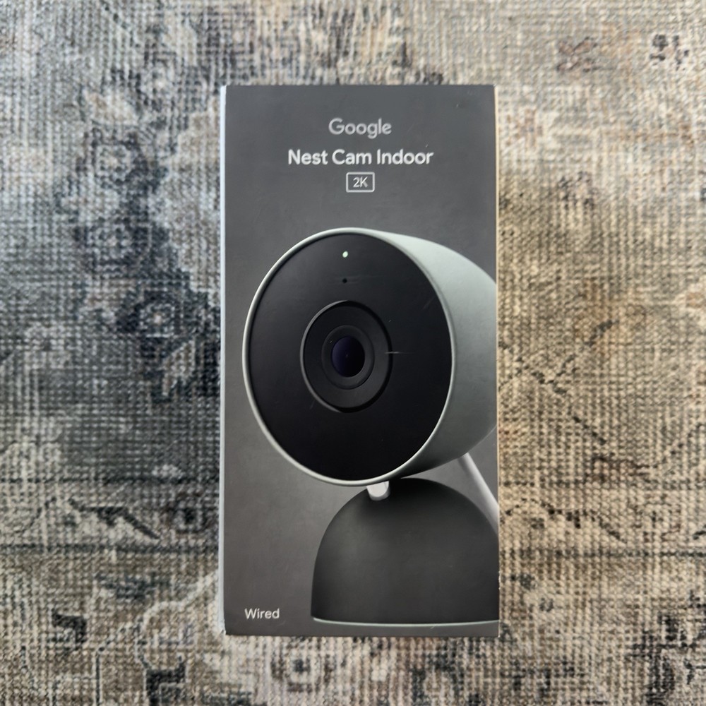 Google NEW – Nest Cam Indoor (wired, 3rd gen) – Hazel 1
