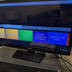 TiVo Bolt 500GB DVR Streaming Media Player TCD849500 4K Wi-Fi No Remote