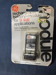 Vintage NiCd 9V 9 Volt Rechargeable Battery with plug in charger