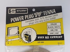 VINTAGE Snyder Model UE-500 Power Plug TV Antenna AM/FM UHF/VHF New Old Stock