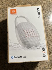 JBL Clip 5 Portable Waterproof Wireless Speaker White New In Box