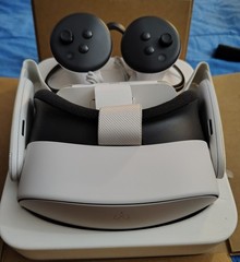 Meta Quest 3S 128GB VR Headset – White