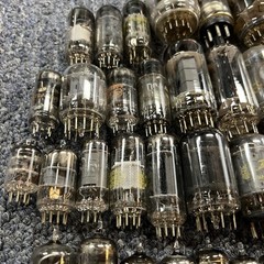 Vintage Vacuum Tube Lot Mixed Brands RCA GE Zenith Sylvania Untested 66+ Tubes