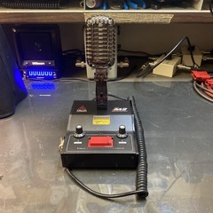 DELTA M2 AMPLIFIED DYNAMIC BASE MICROPHONE STANDARD 4 PIN
