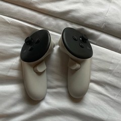 Meta Quest 3 Standalone VR Headset with Controllers, Fully operational.