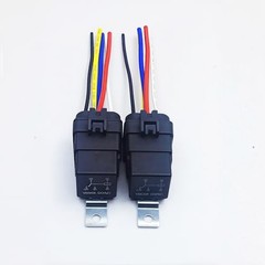 40/30 amps 12VDC 5-pin Waterproof Relay with 5-pin Wire Harness Heavy-Duty