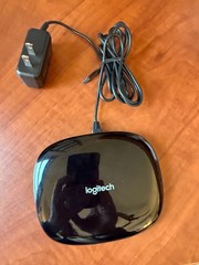 Logitech Harmony Elite Universal Remote N-R0010 with Hub O-R0004 & 1 IR Blaster