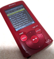 SONY – MP3 Walkman – NWZ-E364 – 8GB – FM Radio – Red – Tested – Nice Condition