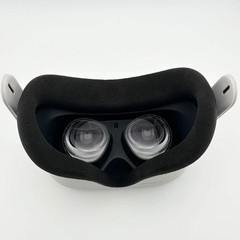 Oculus Quest 2 128GB VR Headset Only KW49CM