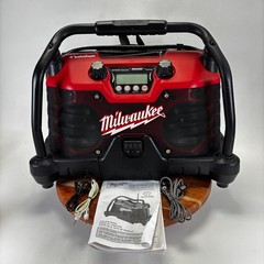 Milwaukee Job Site Radio 49-24-0280 HEAVY DUTY Powered By Rockford Fosgate