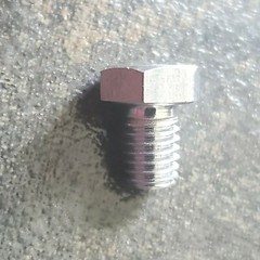(4) Marantz Faceplate Screws for various models using the hex style screw