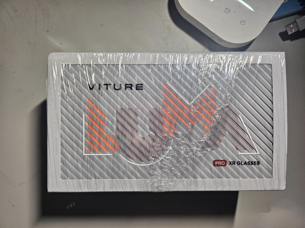 VITURE Luma Pro XR Glasses – 152″, 1200p, 1000 nits – USED ONCE