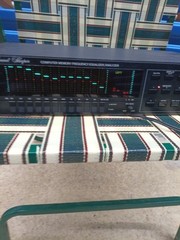 ADC SS-325X Sound Shaper Stereo Frequency Equalizer Spectrum Analyzer Works