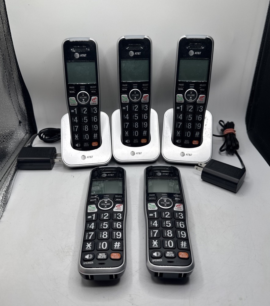 AT&T BL102-5 DECT 6.0 5-Handset Cordless Phones ~ Working