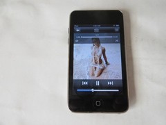 ipod touch 3rd generation 32gb mp3 music player(5714songsMC008LL)