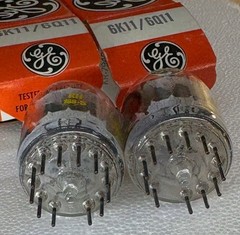 RARE NOS NIB YELLOW LOGO *PERFECT MATCH PAIR 6K11 6Q11 * MINT CONDITION 1960’S
