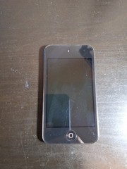 Apple iPod touch A1367 4th Generation Black (64 GB) – BAD BATTERY