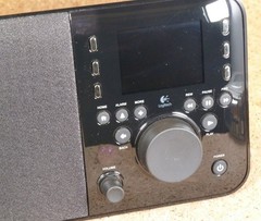 Logitech Squeezebox Radio Internet WiFi Music Player X-R0001