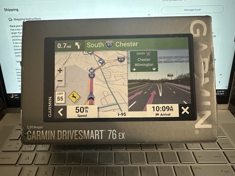 Garmin DriveSmart 76 – 7″ GPS Navigator – Built-In Bluetooth, Map Updates