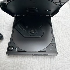 SONY Discman Model D-T10 FM/AM CD Compact Player { Parts/not Fully Working}