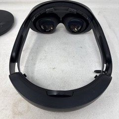 Meta Quest Pro 256GB Standalone All-in-One VR Headset DK94EC