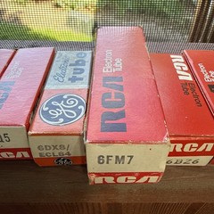 Lot 11 Vacuum Tubes: 6bh11 6bw11 6fm7 6jc6a 3a3a 6cg3 6hb7 6hq5 6bz6 6jd6 6dx8