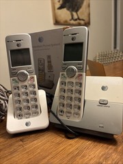 AT&T 2 Handset Cordless Home Phone System Caller ID Call Waiting Speakerphone