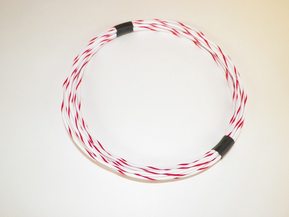 WHITE/RED AUTOMOTIVE WIRE 16 GAUGE HIGH TEMP GXL 25 FEET